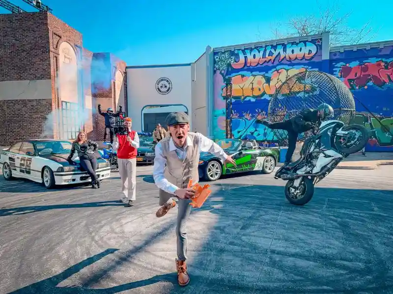 Operation Red Carpet, The Stunt Show